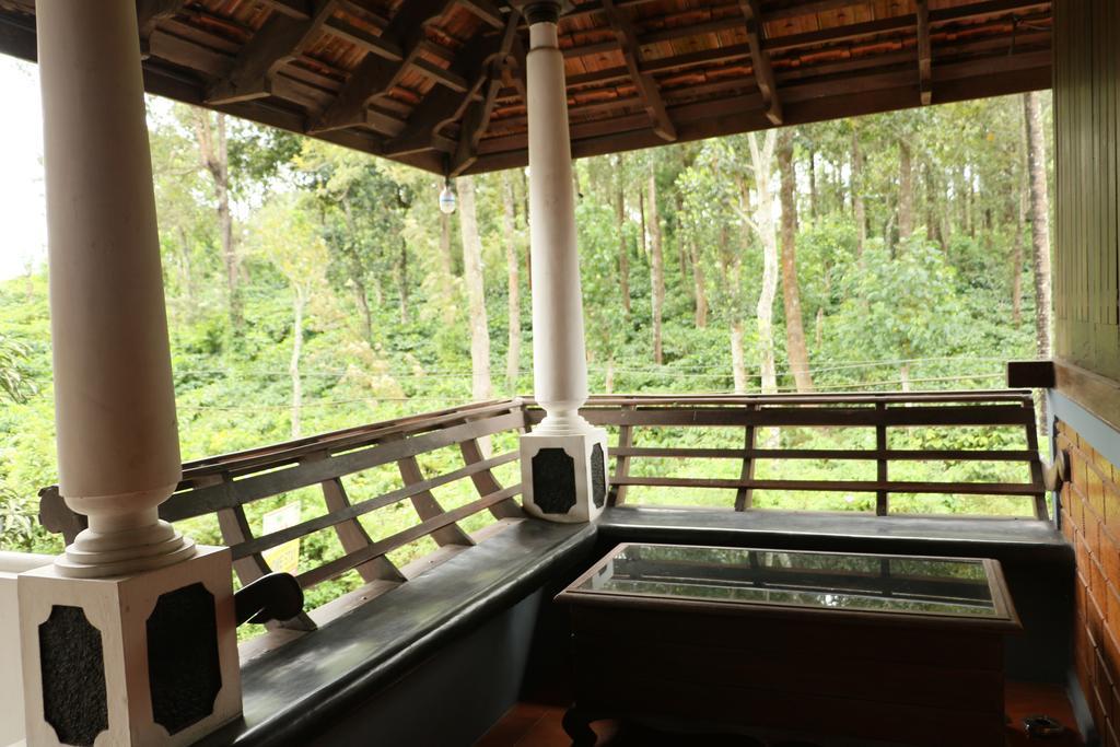 Kairali Palace Home Stay Thekkady Δωμάτιο φωτογραφία